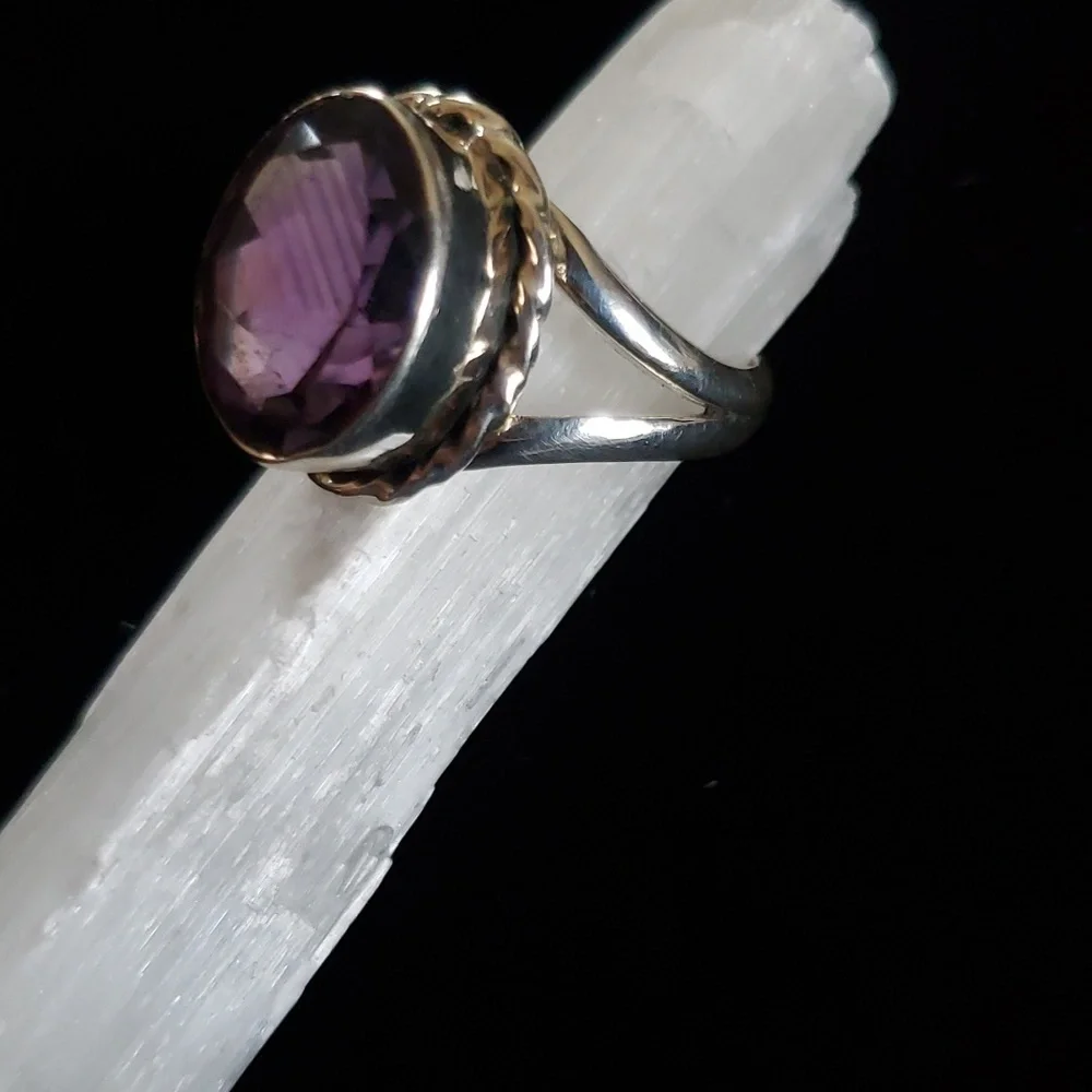 Faceted Amethyst Ring. Sterling Silver. Vintage. - Picture 5 of 7